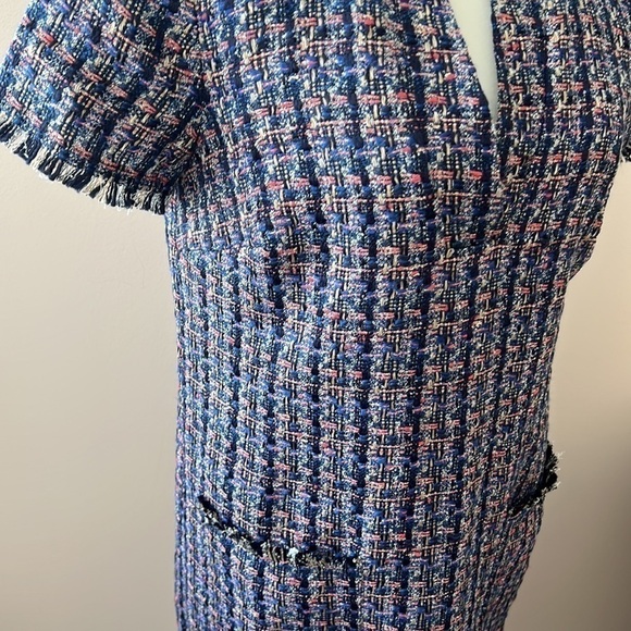 ANN Taylor l Tweed Short Sleeve Dress - Picture 2 of 6